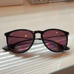 Purple tinted ray bands